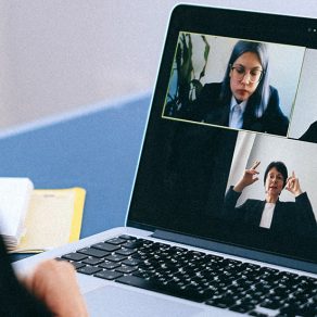 virtual-meeting-with-3-participants